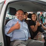 JAVIER RIVERA LLEVA FELICIDAD A LAS MAMÁS APIZAQUENSES CON UN AUTO NUEVO Y MUCHOS PREMIOS MÁS